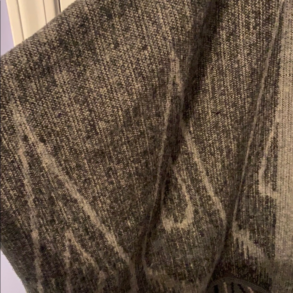 Double sided poncho - Picture 4 of 4